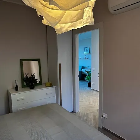 New Cozy With Lakeview דירה